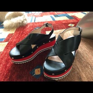 Zara Sandals with platform. Great condition.